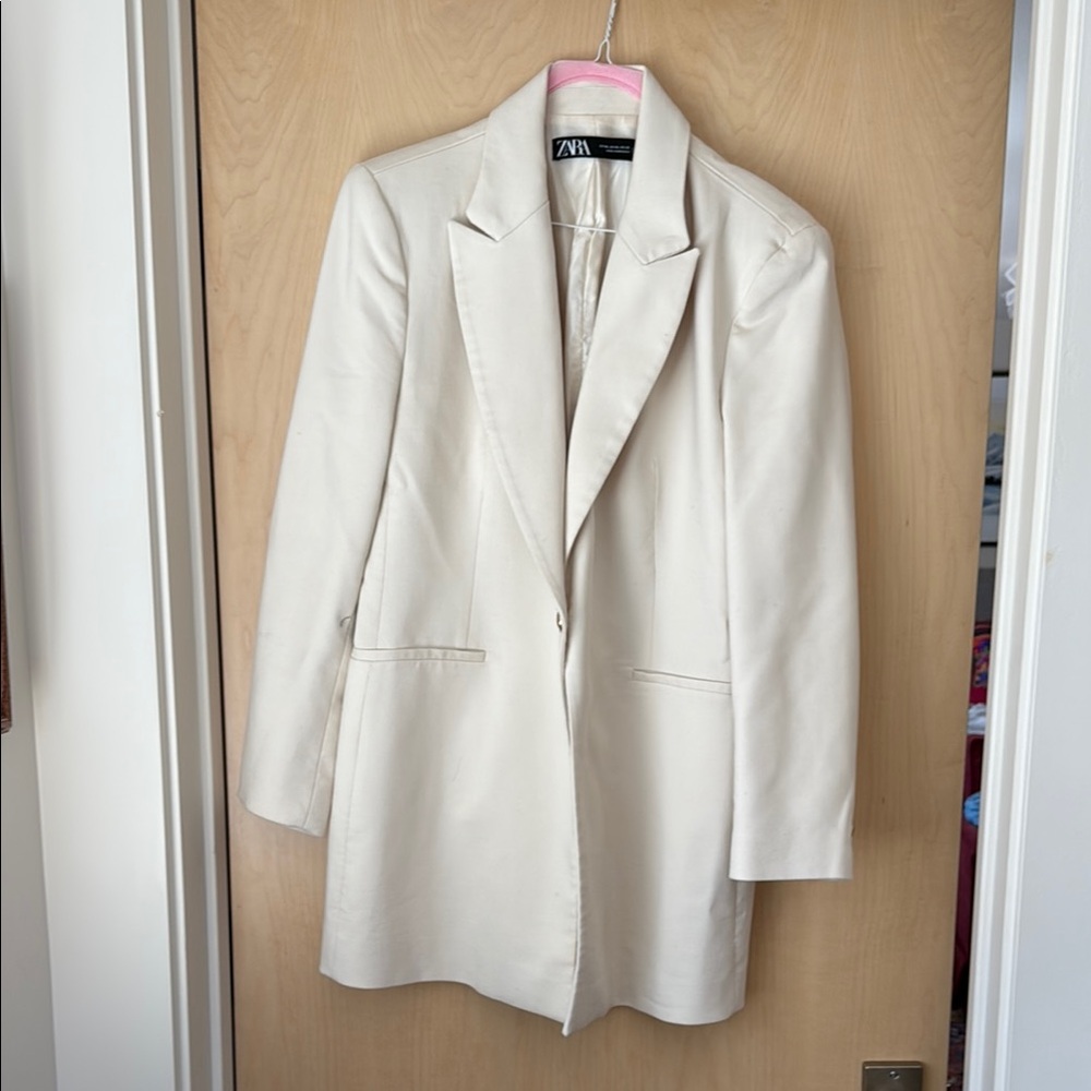 Zara Cream Textured Blazer with Classic Silhouette size XL